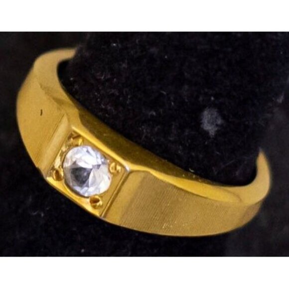 Size 7, Vintage Minimalist Clear Rhinestone Gold Tone Ring by Avon - C12 - Picture 2 of 3